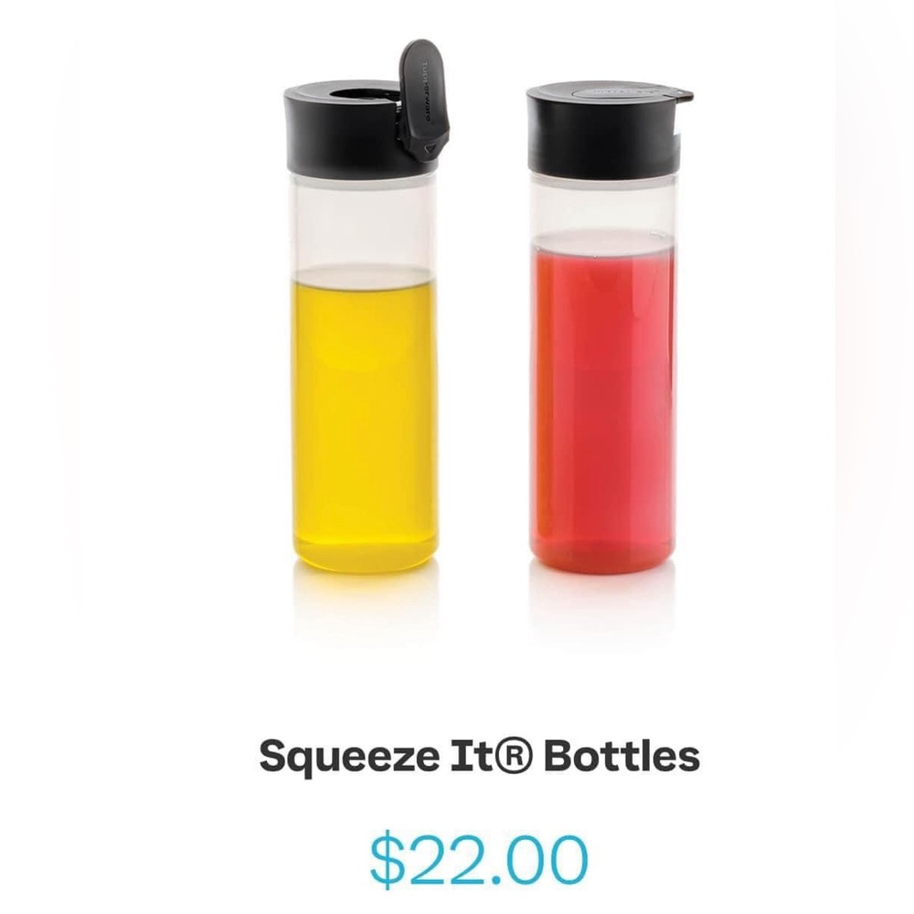 BRAND NEW 2pc Squeeze It bottles